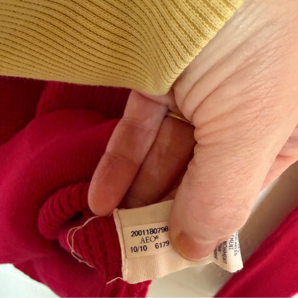 American Eagle Waffle Thermal Top Red Y2K 2010 Bella Swan Elena Gilbert M‎ - Picture 13 of 15